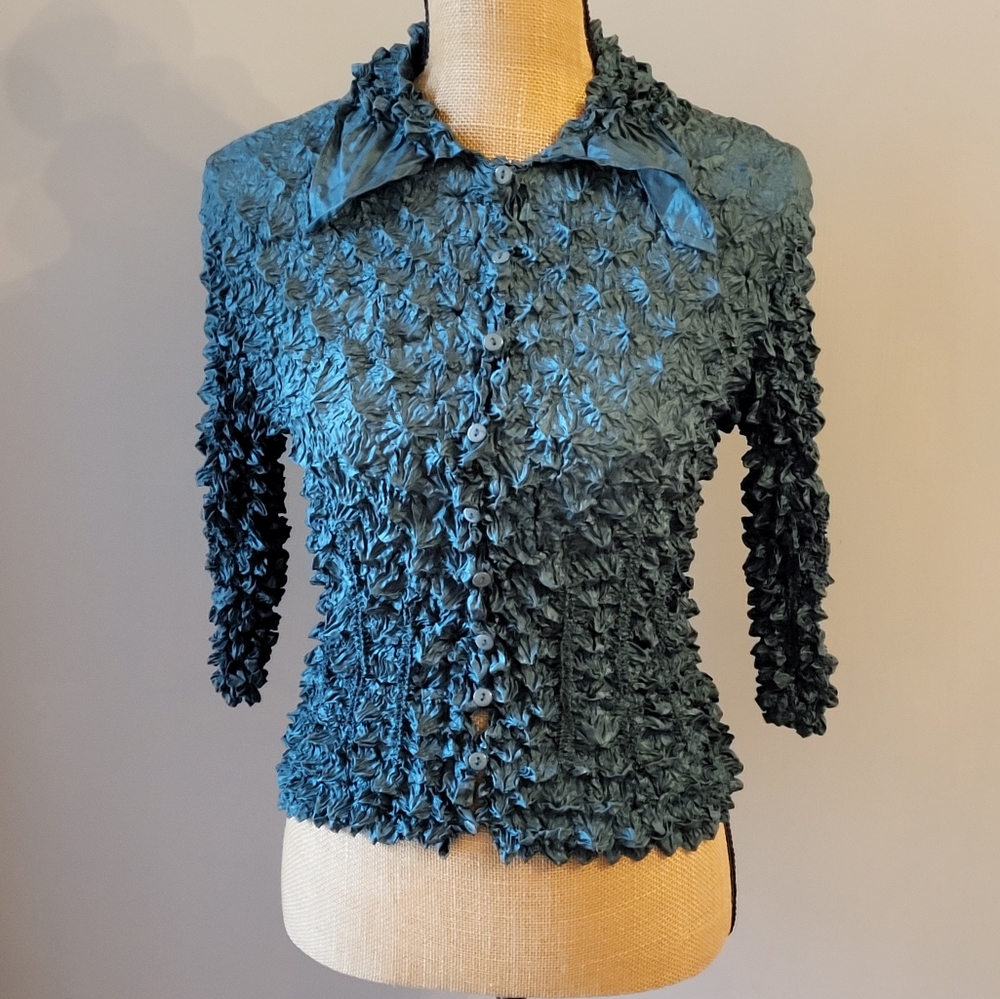 Tender Angel LLC Vintage 90s Green Button Up Popcor Polyester Blouse Small